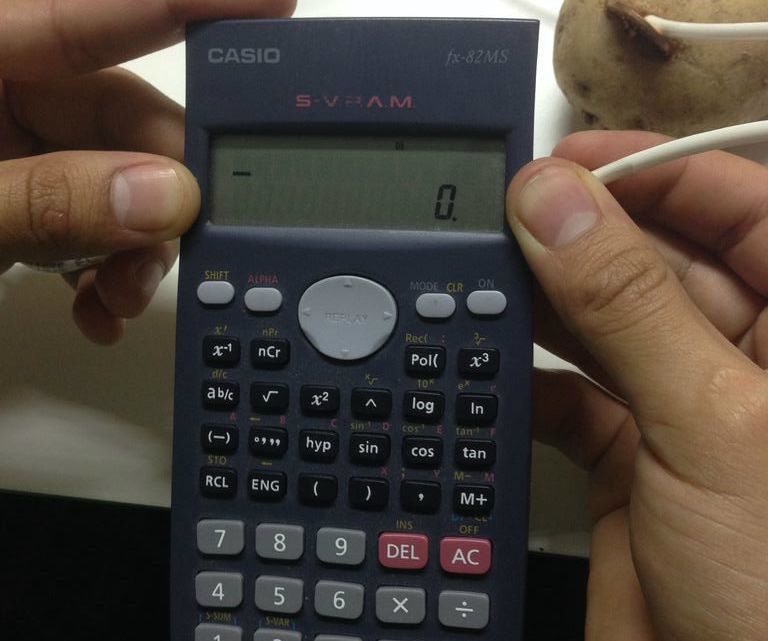Como Encender Una Calculadora Con Papas