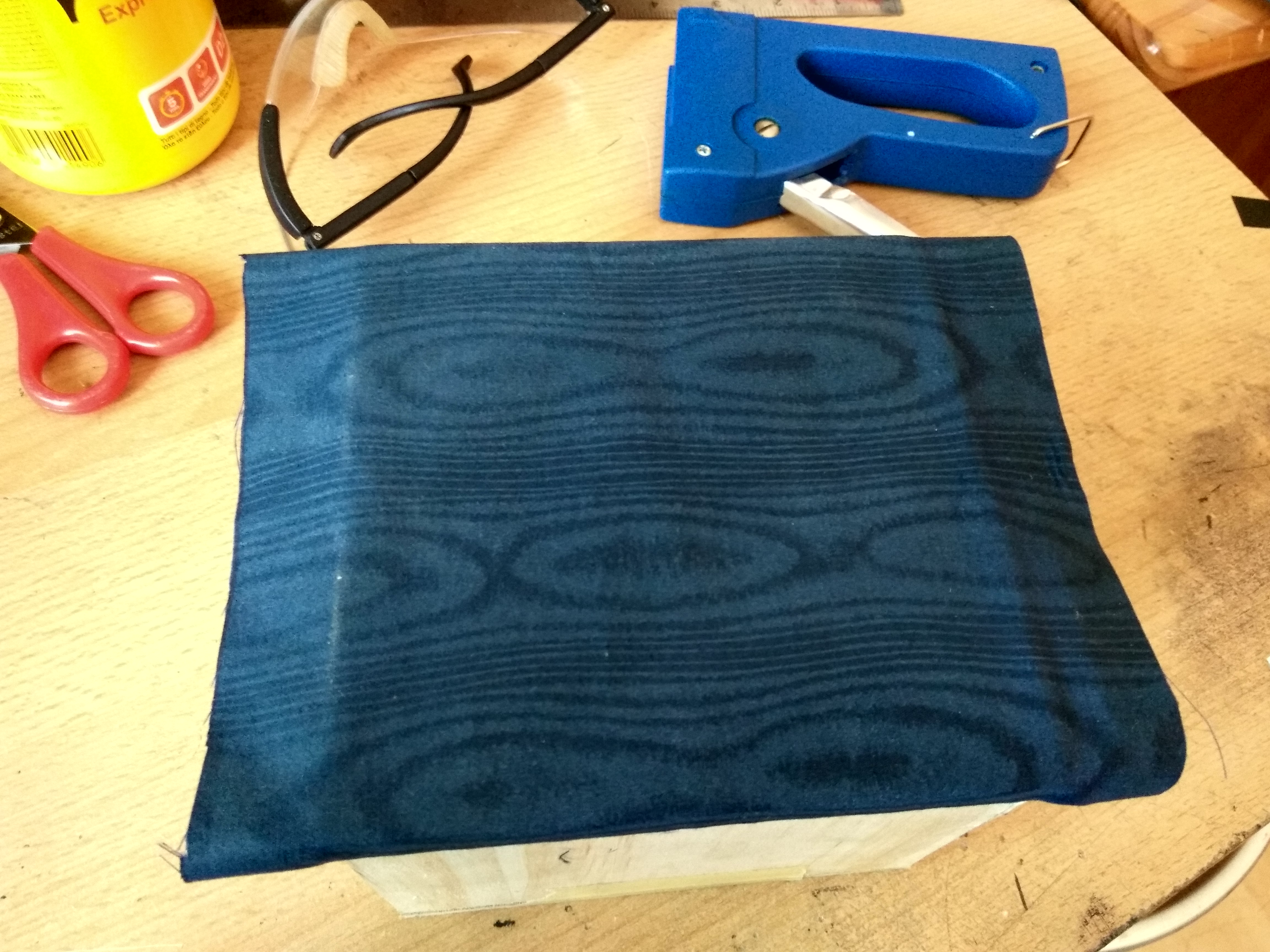 Monobox 4" Amplified Speaker 15W. 14 Steps (with Pictures