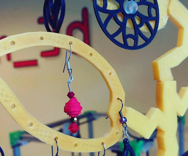 Customised Jewerly With Paper Beads 