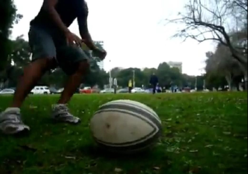 Play Full Contact Spoons