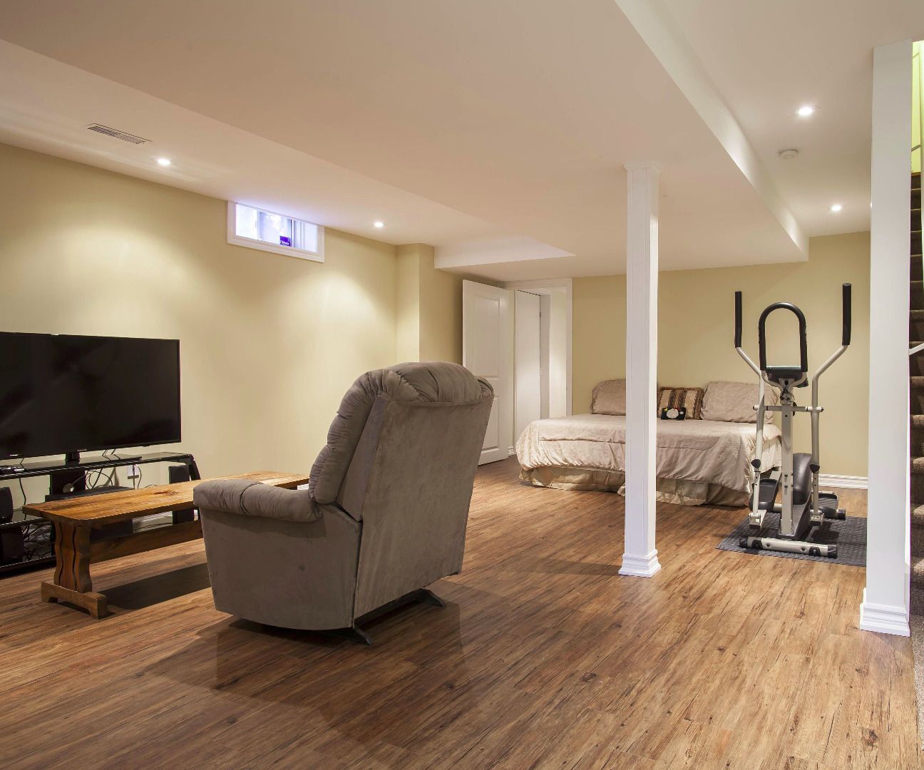 How to Choose Furnishings and Fabric for Your Basement