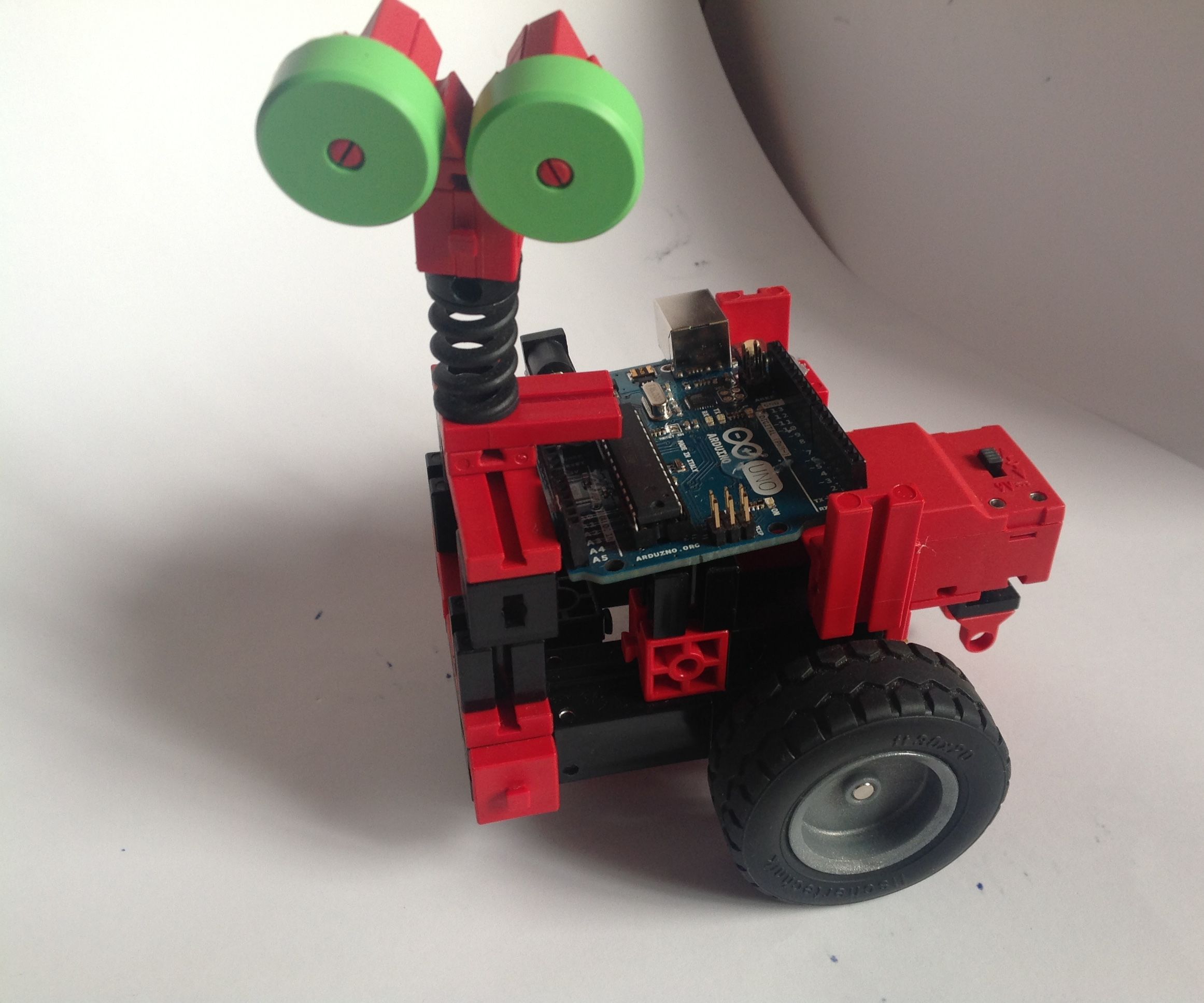 Robot Educativo Fischertechnik Arduino (RAFA)