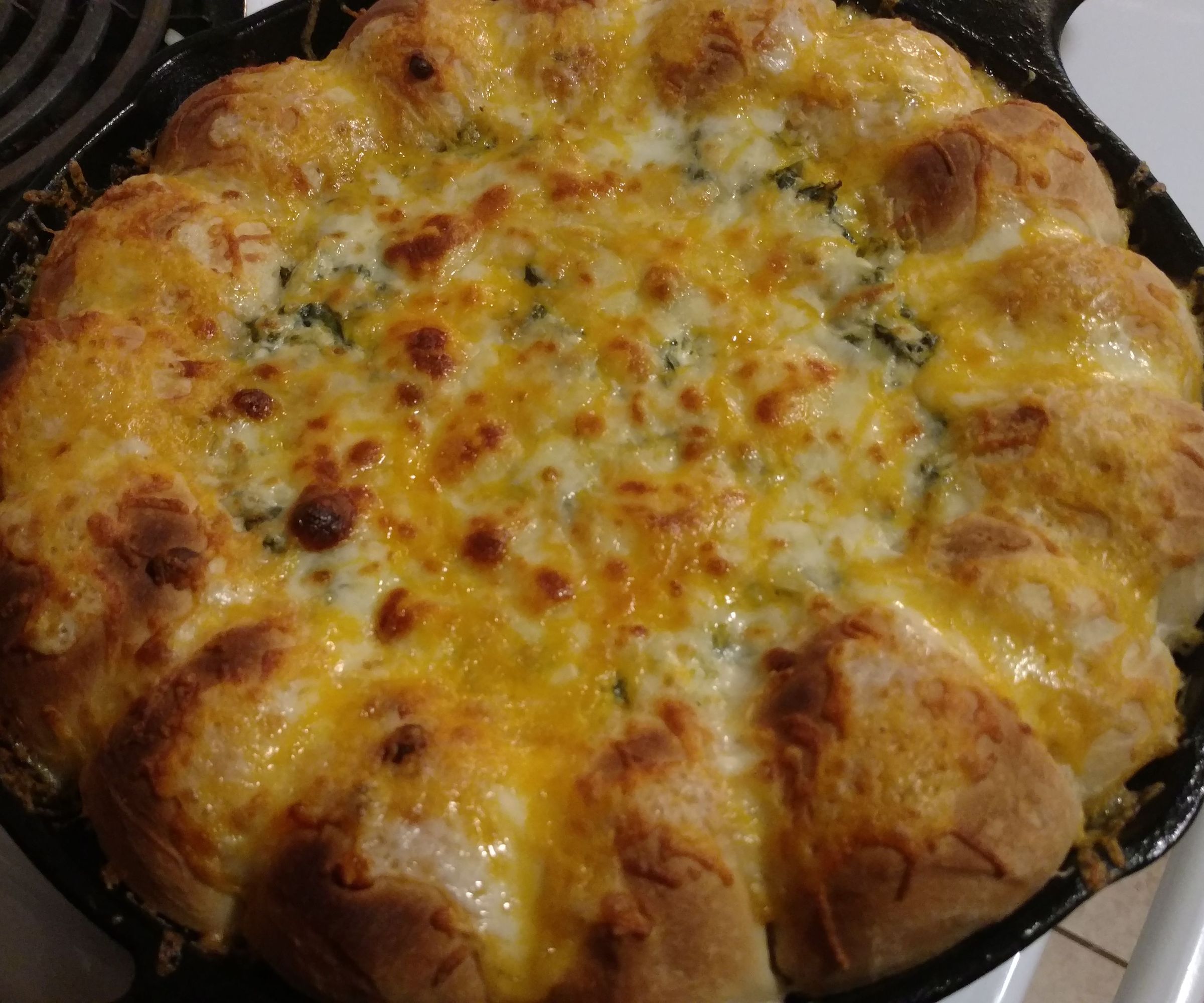 One Pan Spinach Artichoke Dip With Bread!