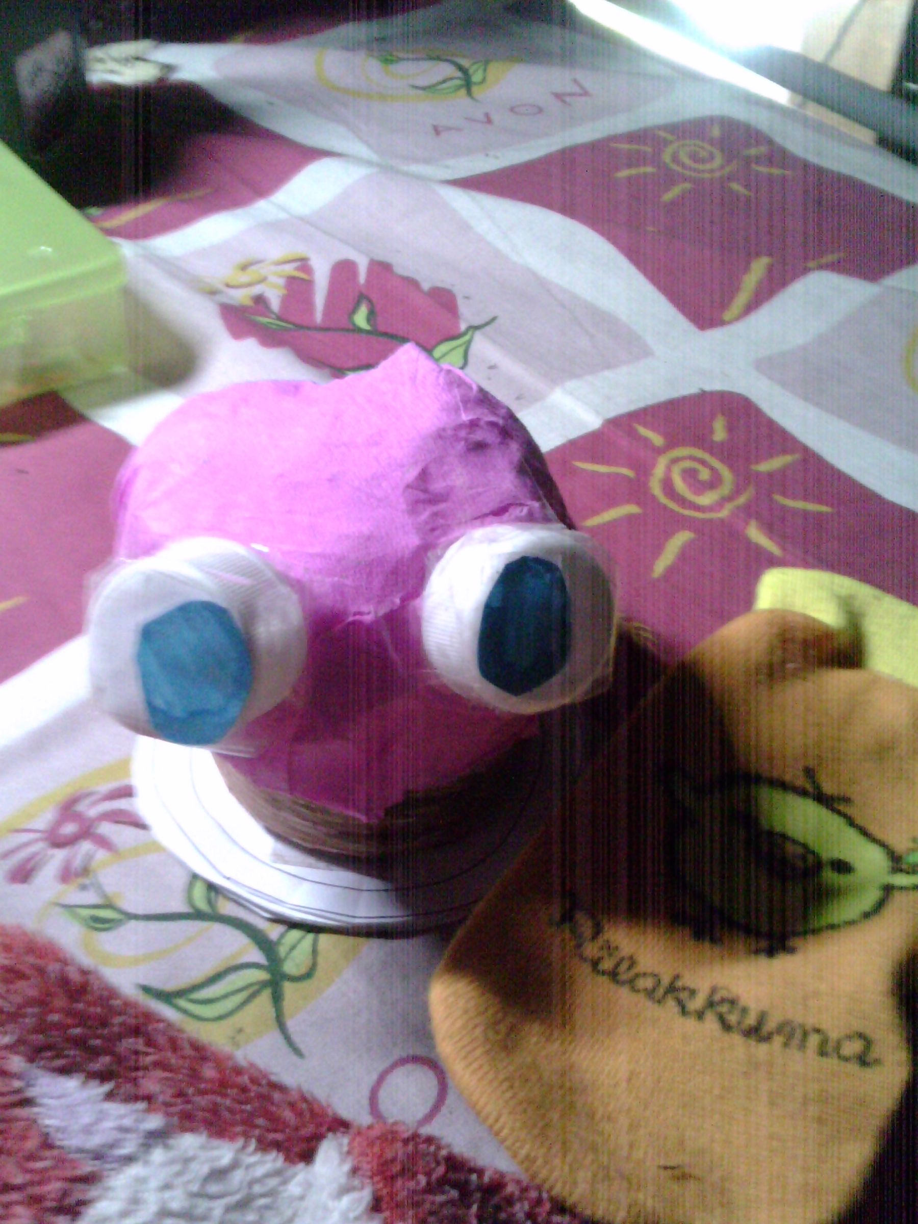 How to Make Chica's Cupcake From Five Nights at Freddys