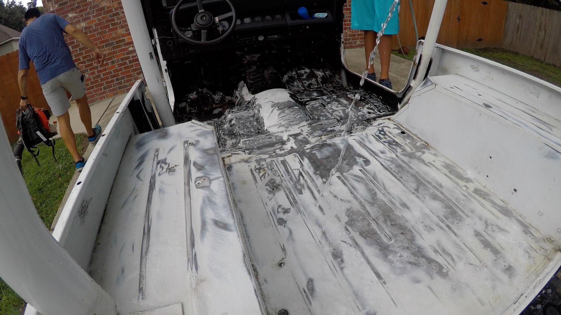DIY Spray Bedliner for Jeep Wrangler Interior Floor 14 Steps (with
