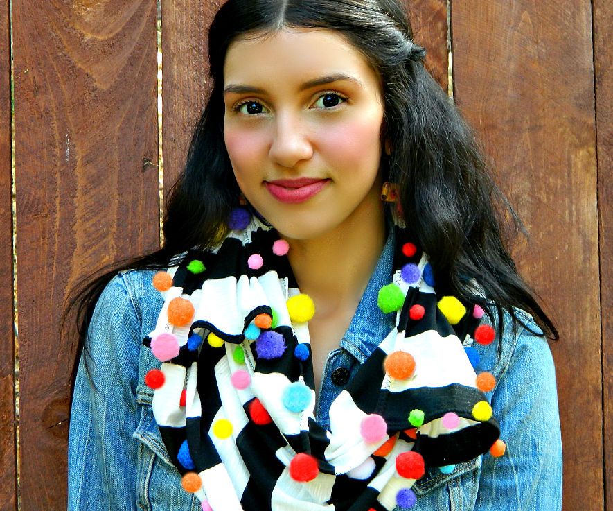 Pom Pom Scarf
