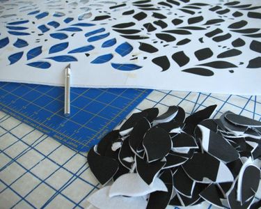 Stencil & Dye & Cutting