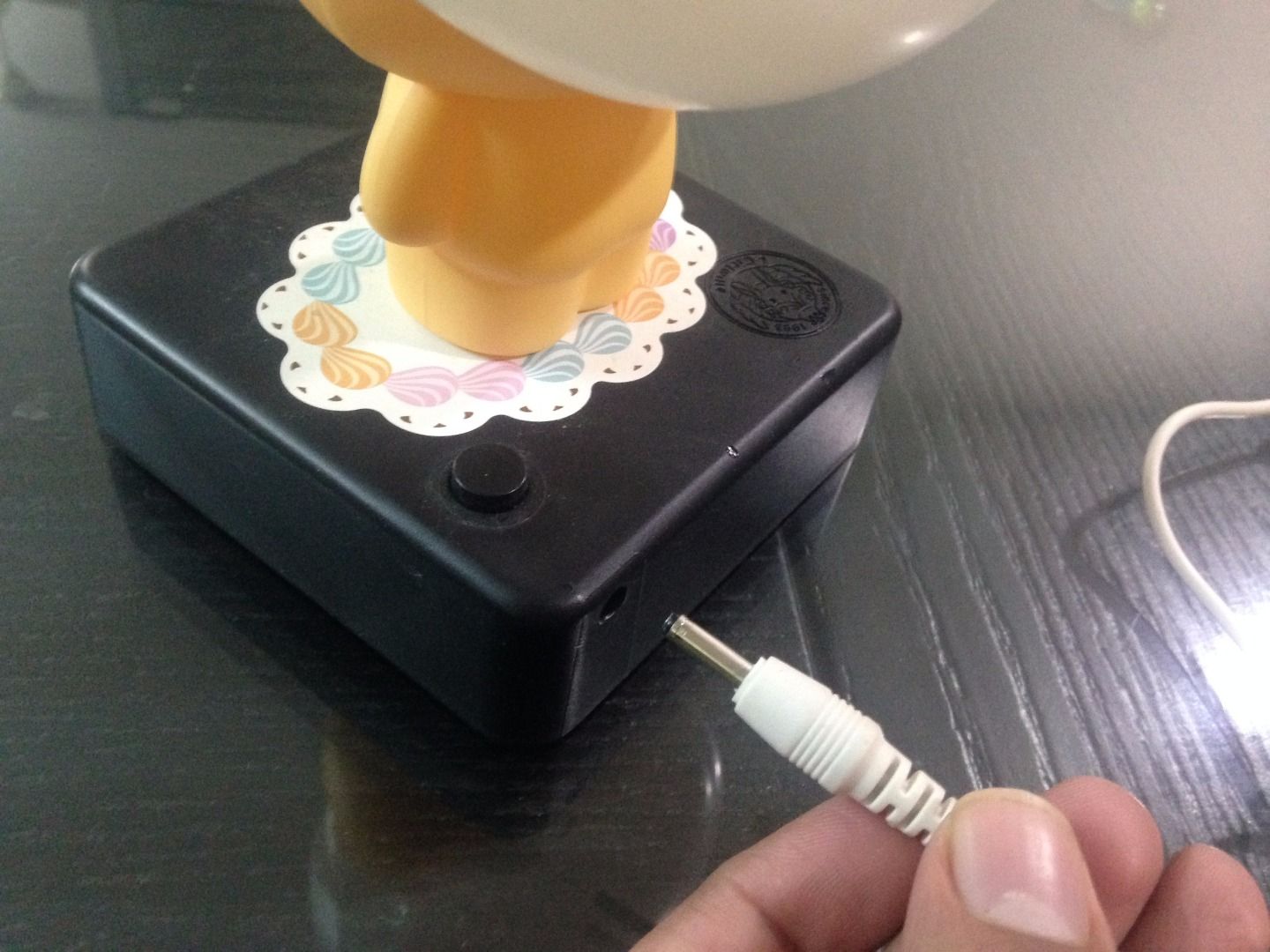 Turn a Lamp Into a Smart Lamp With LinkitONE 7 Steps (with Pictures