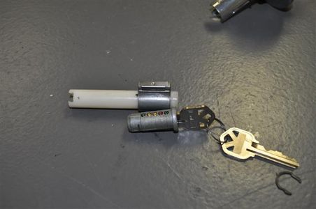 How to Re-Pin a Lock With Original Key : 5 Steps (with Pictures ...
