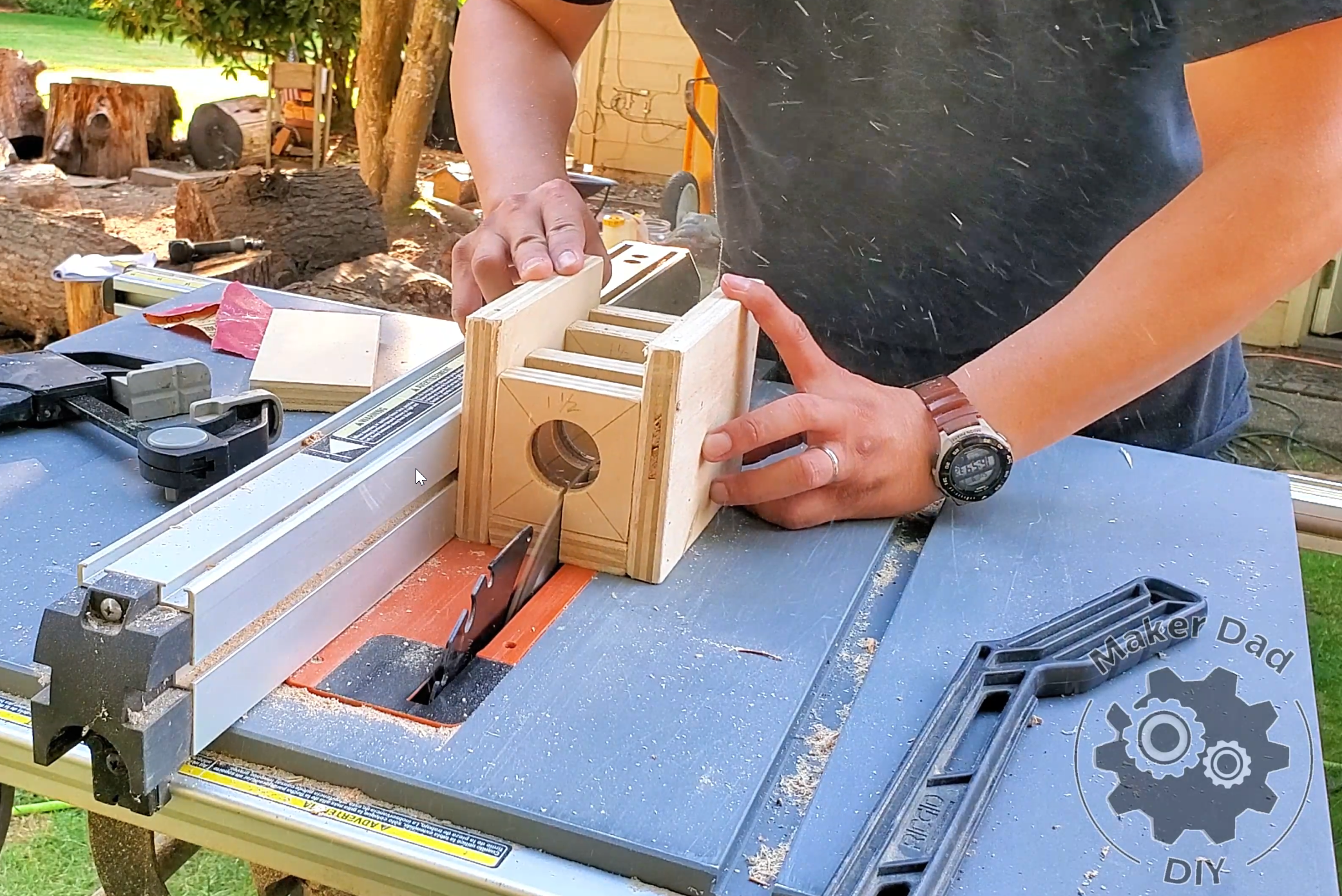 How to Make Dowels: Dowel Making Jig ( With Table Saw ) : 8 Steps (with ...
