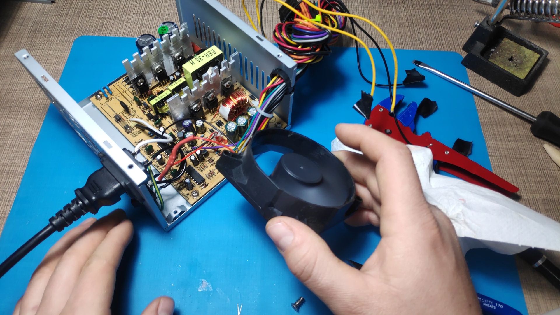 Silence a Power Supply Fan 6 Steps (with Pictures) Instructables