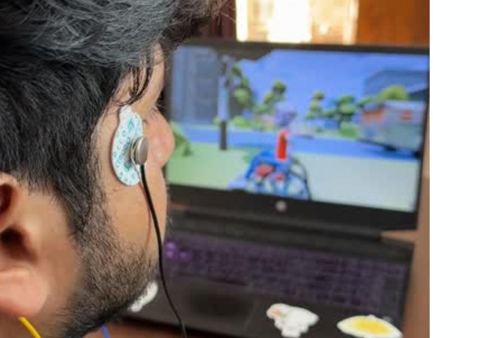 Control a Wheelchair With Your Eyes and Jaw
