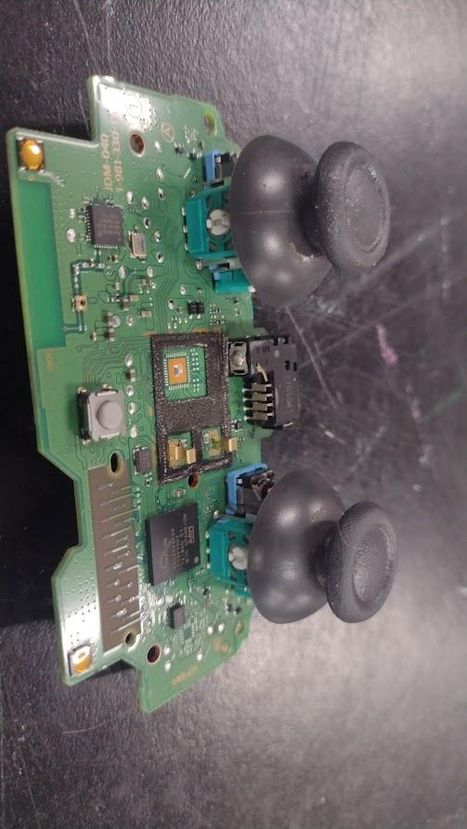 Exploding Playstation Controller How to Take Apart a PS4 Controller for Repairs : 4 Steps - Instructables