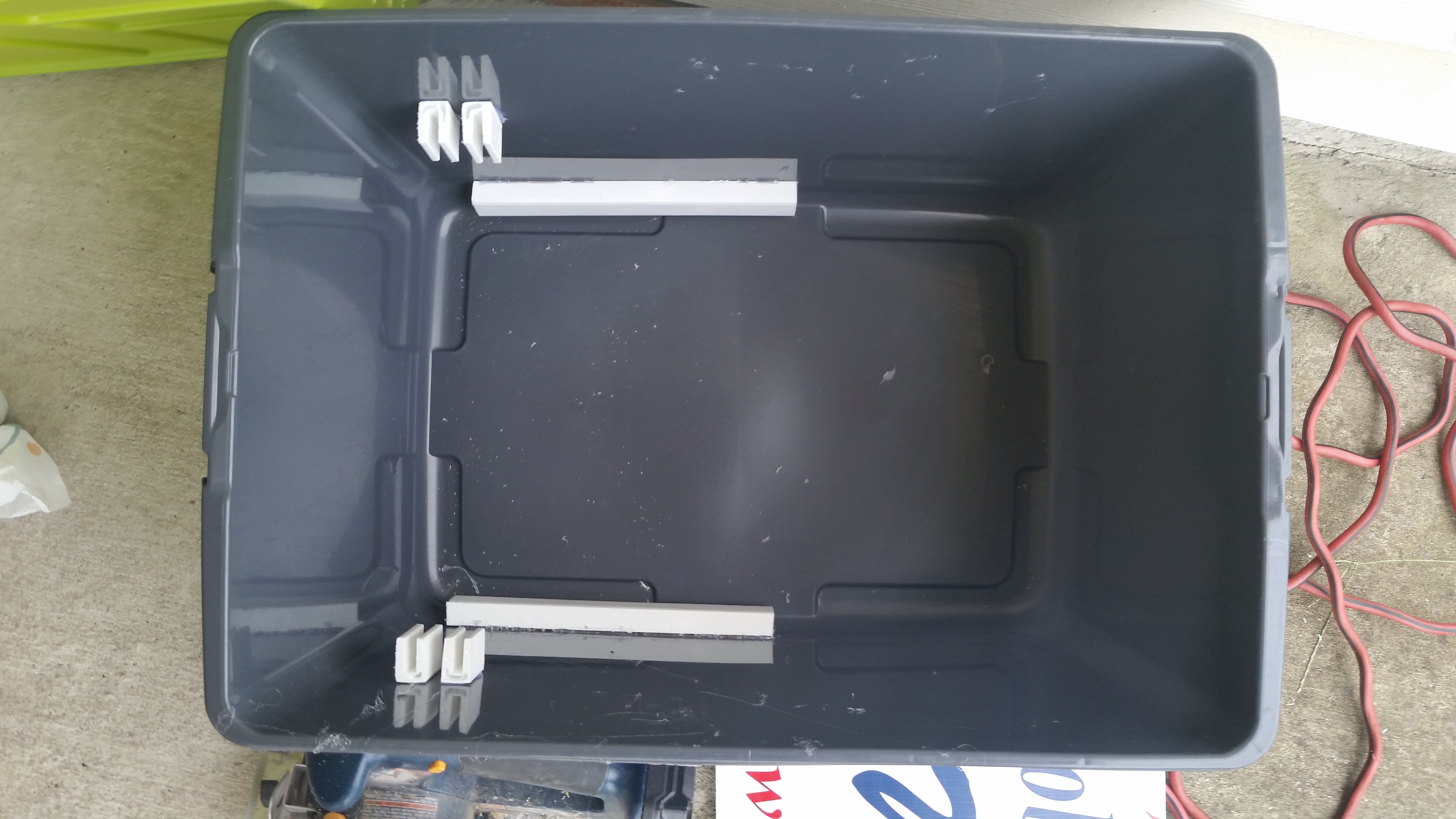 Alternative to Egg Crate Flats for Breeding Crickets or Roaches 7