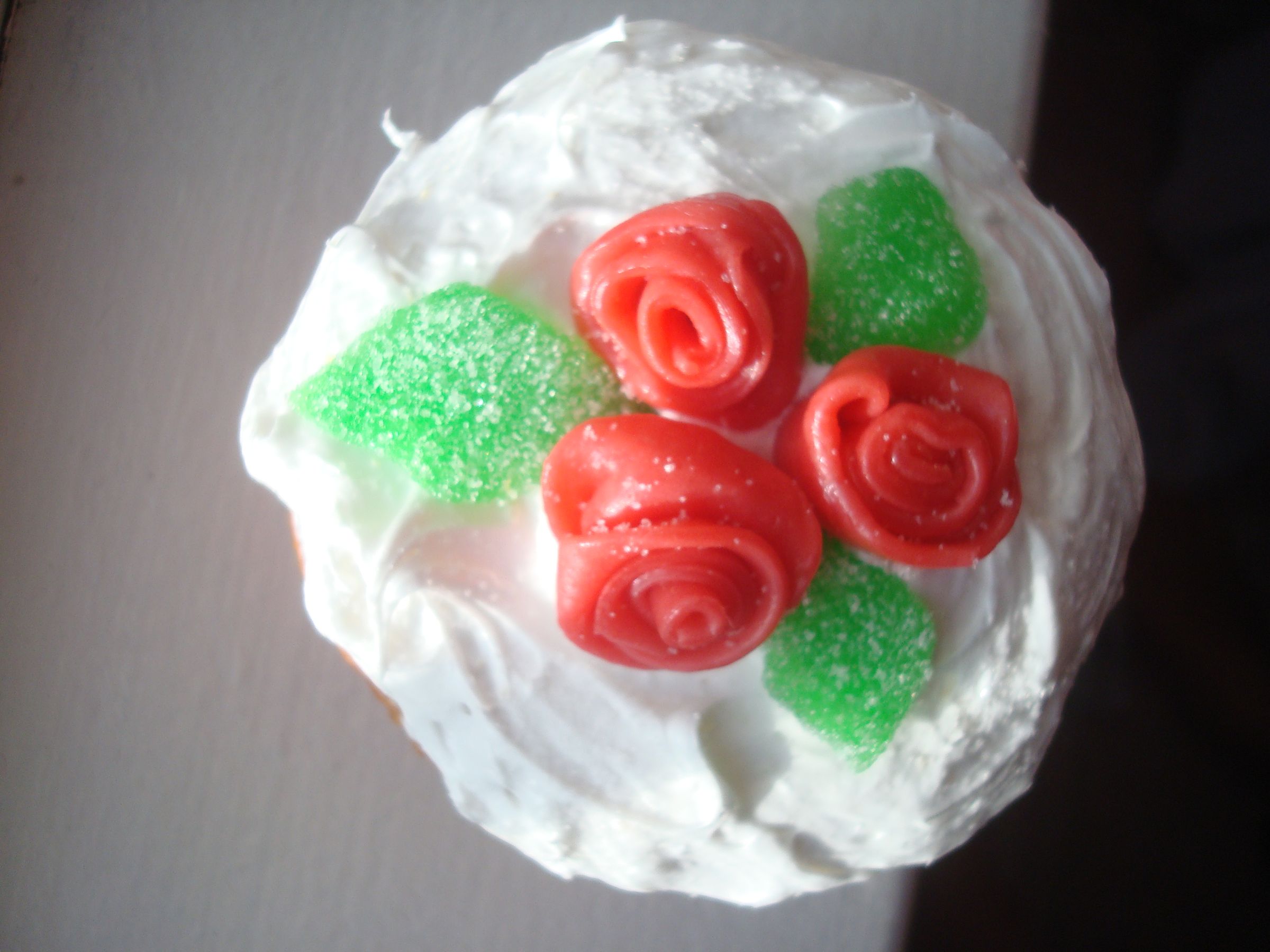 mini rose cupcake