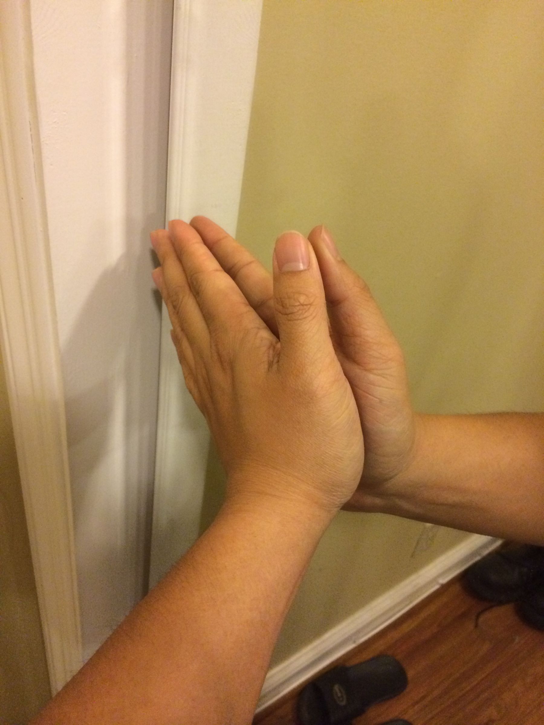 How to Make Handles for a Sliding Door