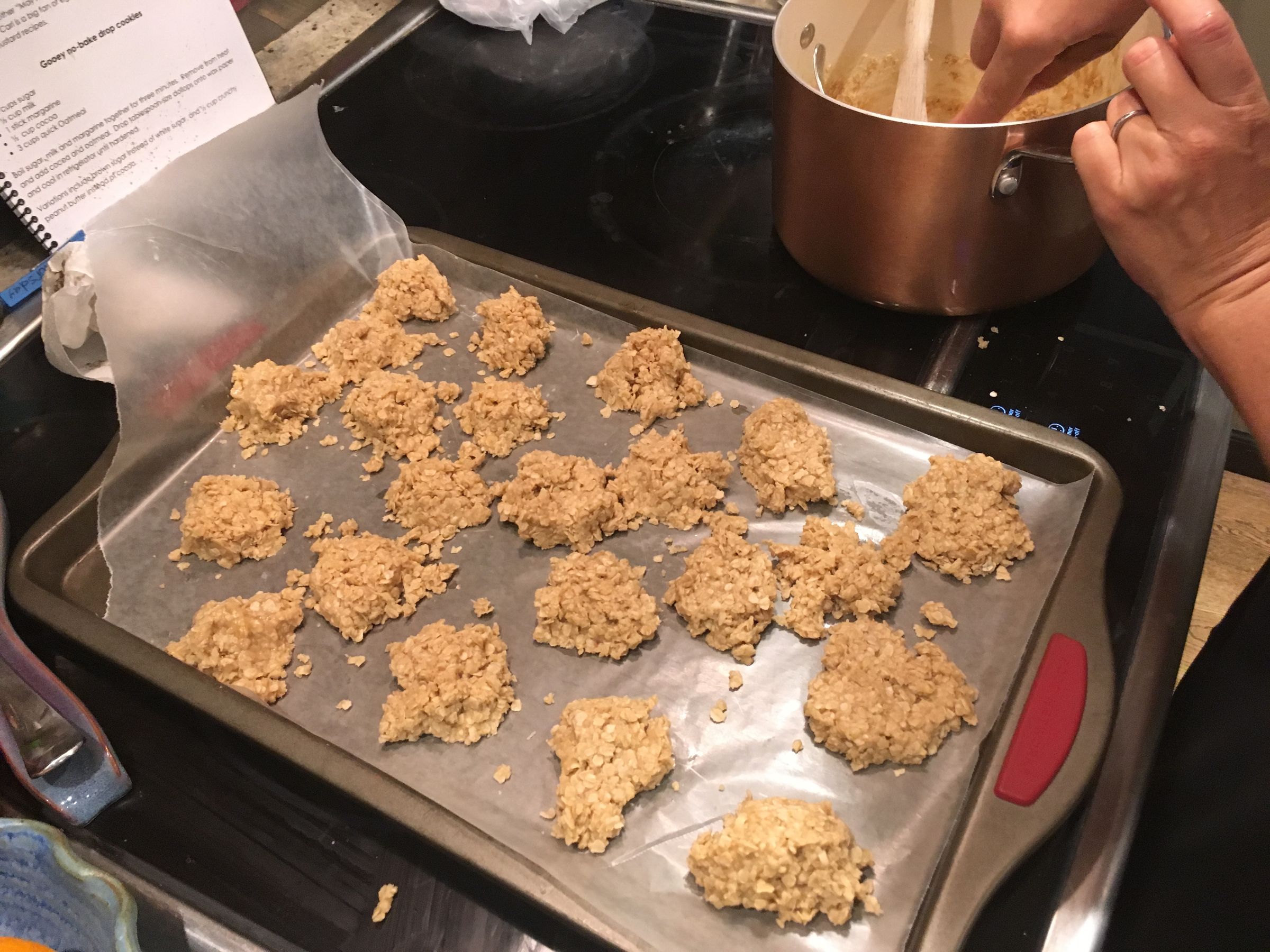 How to Make Peanut Butter Oatmeal Cookies
