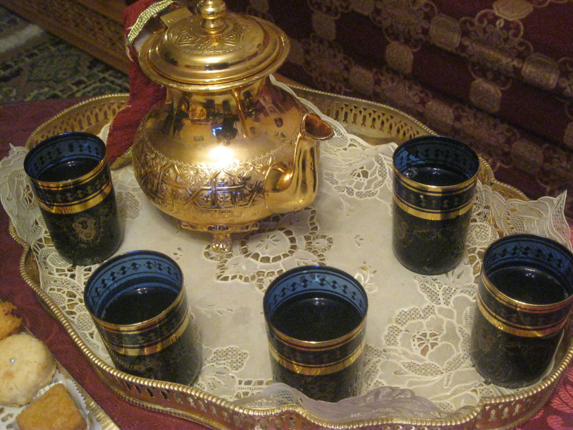 THE MINT TEA