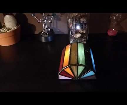 Tiffany "Light Fan" LED Ornament