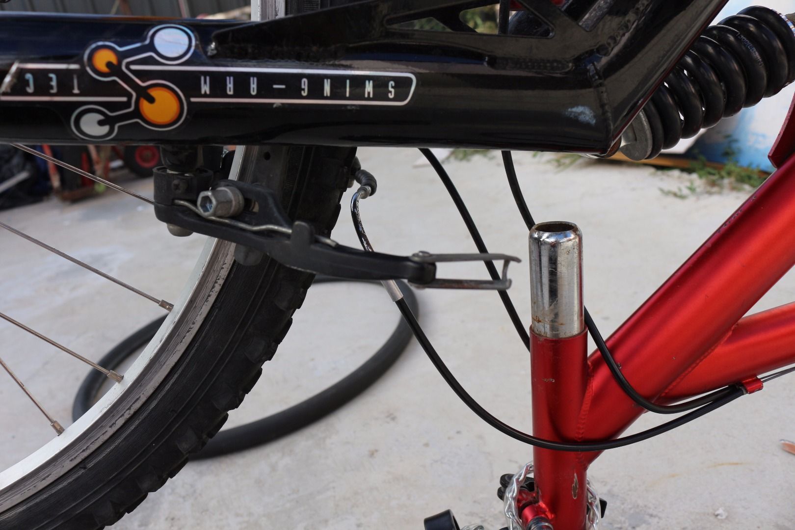 bike tire thorn protection