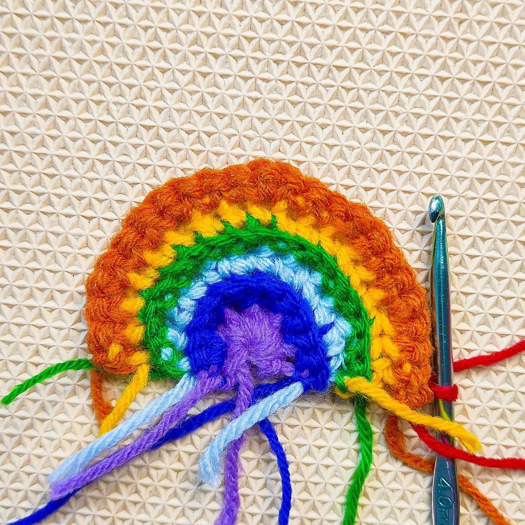 How to Make a Super Easy Crochet Rainbow Applique 8 Steps (with