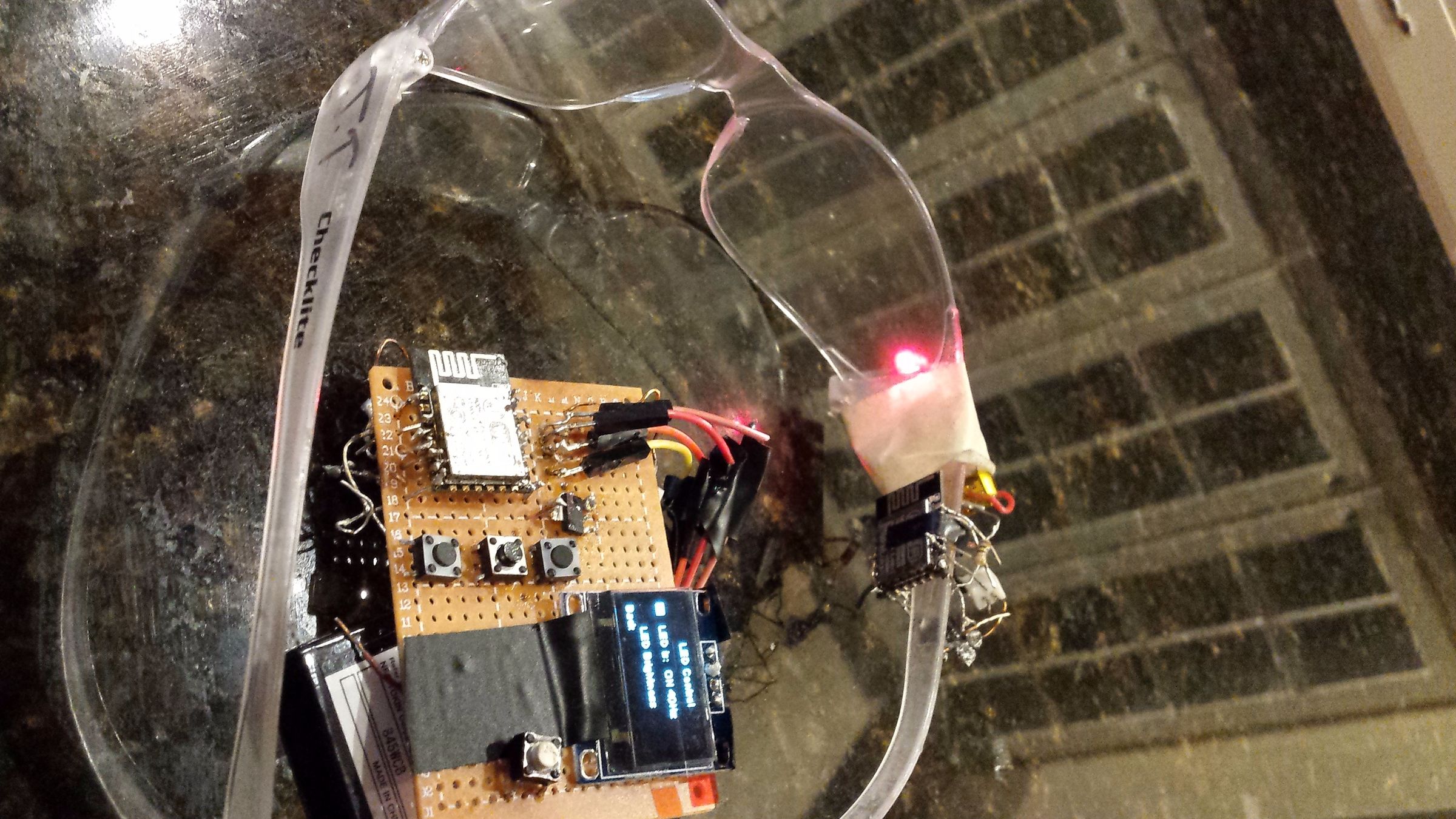 Noninvasive Alzheimer's Light Therapy Devices 7 Steps (with Pictures