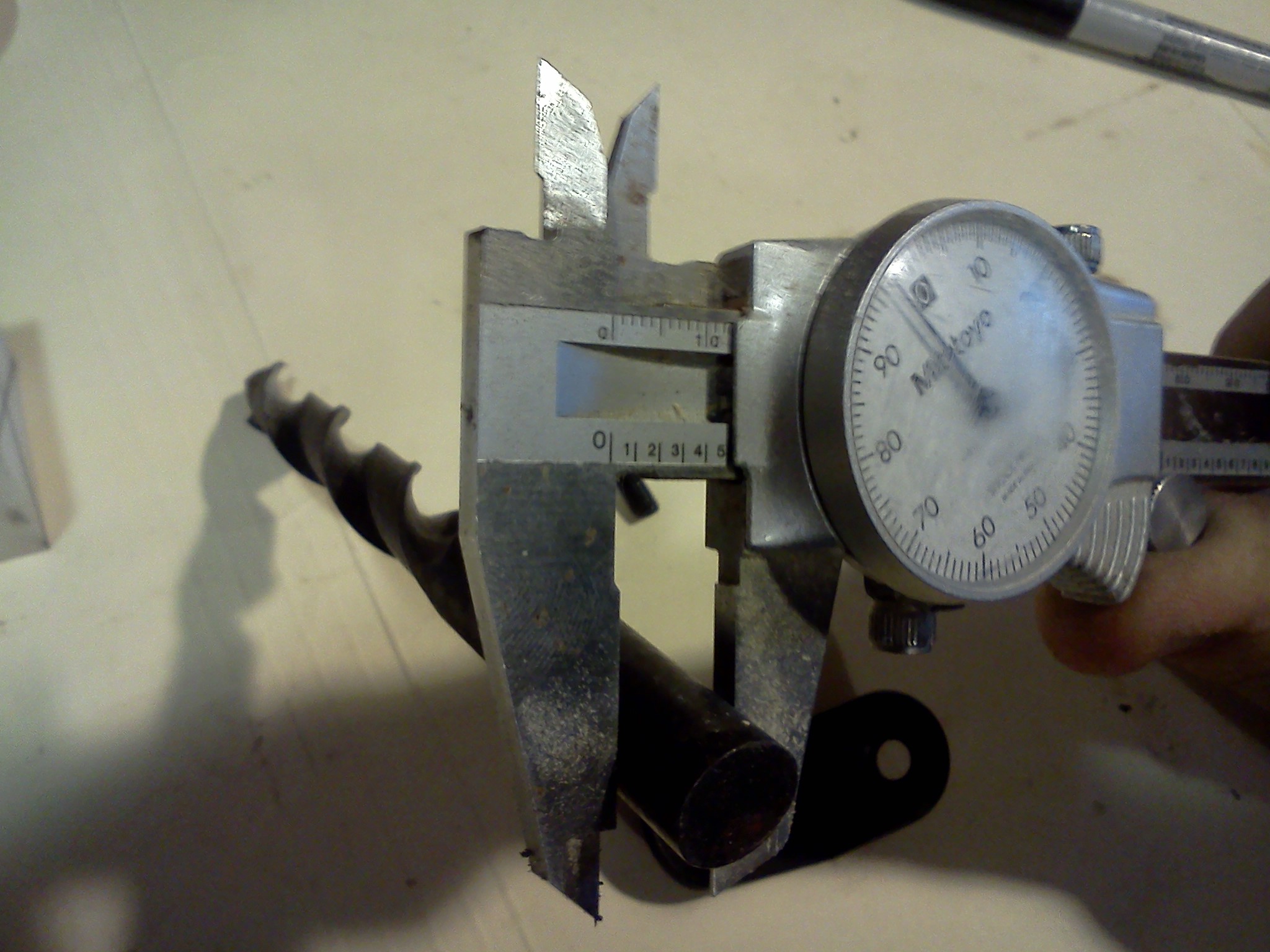 Zero Gravity Tablet or Ereader Floor Stand From Balanced Arm Lamp