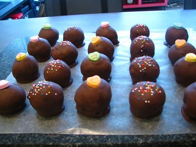 Chocolate Cake Truffles