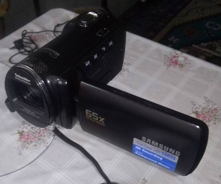 With a Microphone Homemade Tripod (Bozuk Mikrofon Ile El Yapımı Tripod)