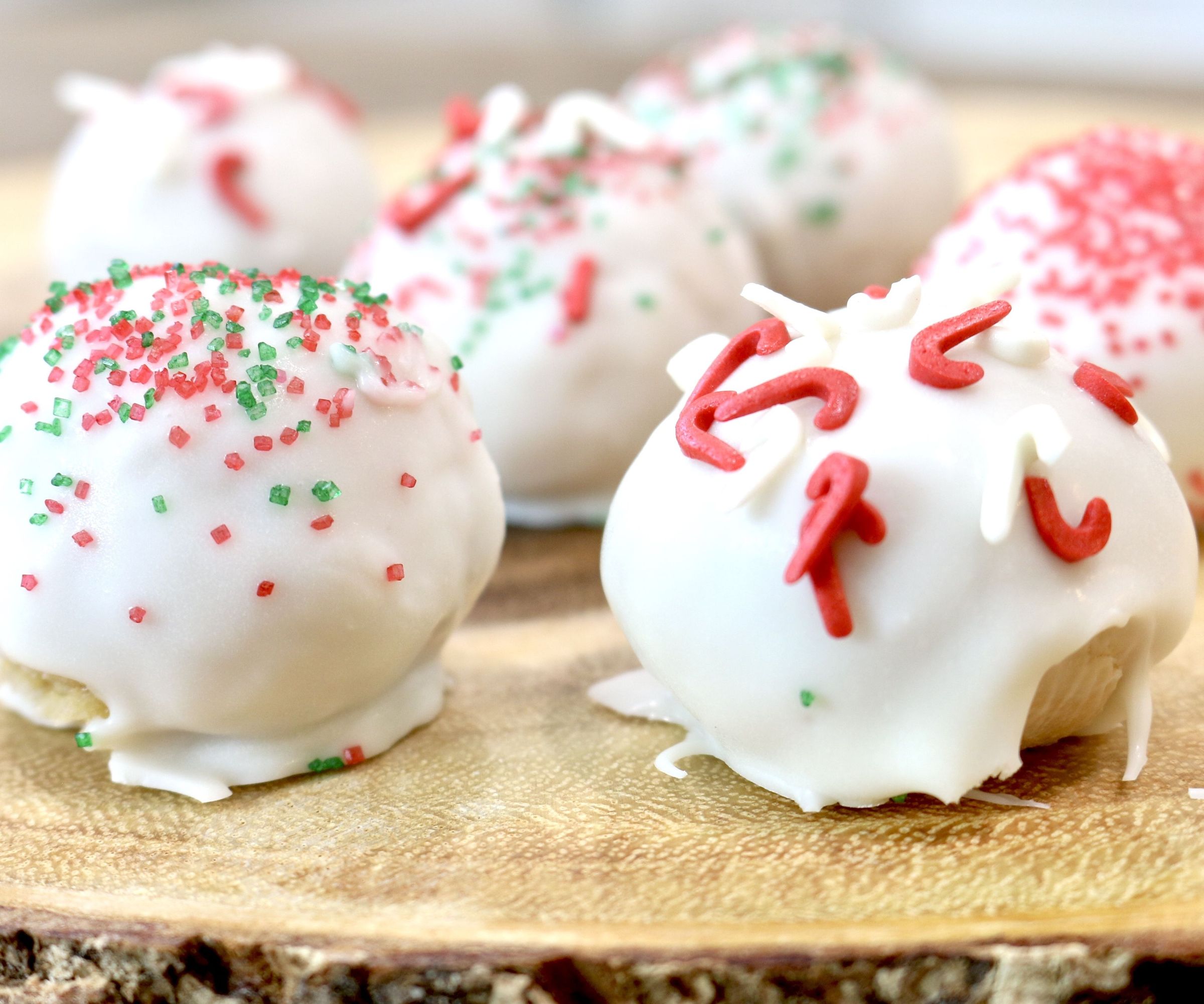 CHRISTMAS COOKIE TRUFFLES