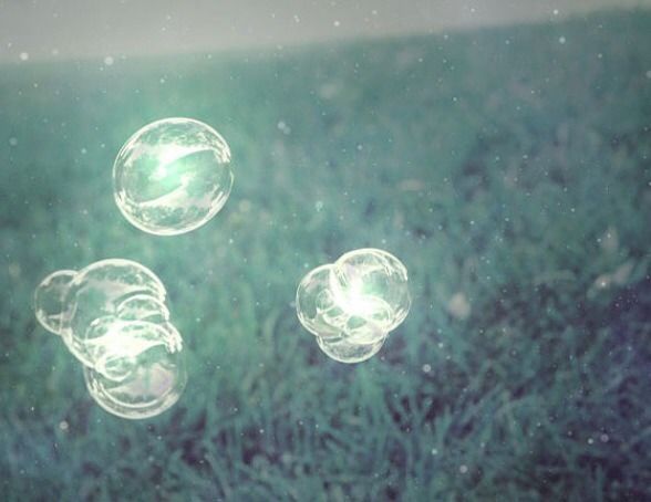 Glowing Bubbles! Fun Summer Craft