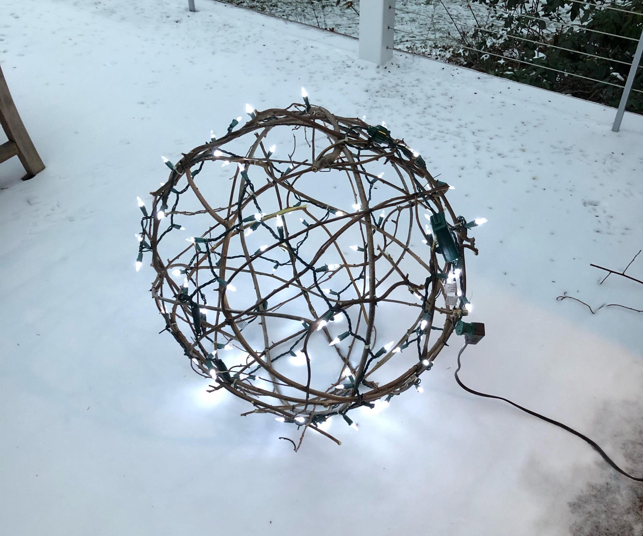 Holiday Light Ball 5 Steps Instructables