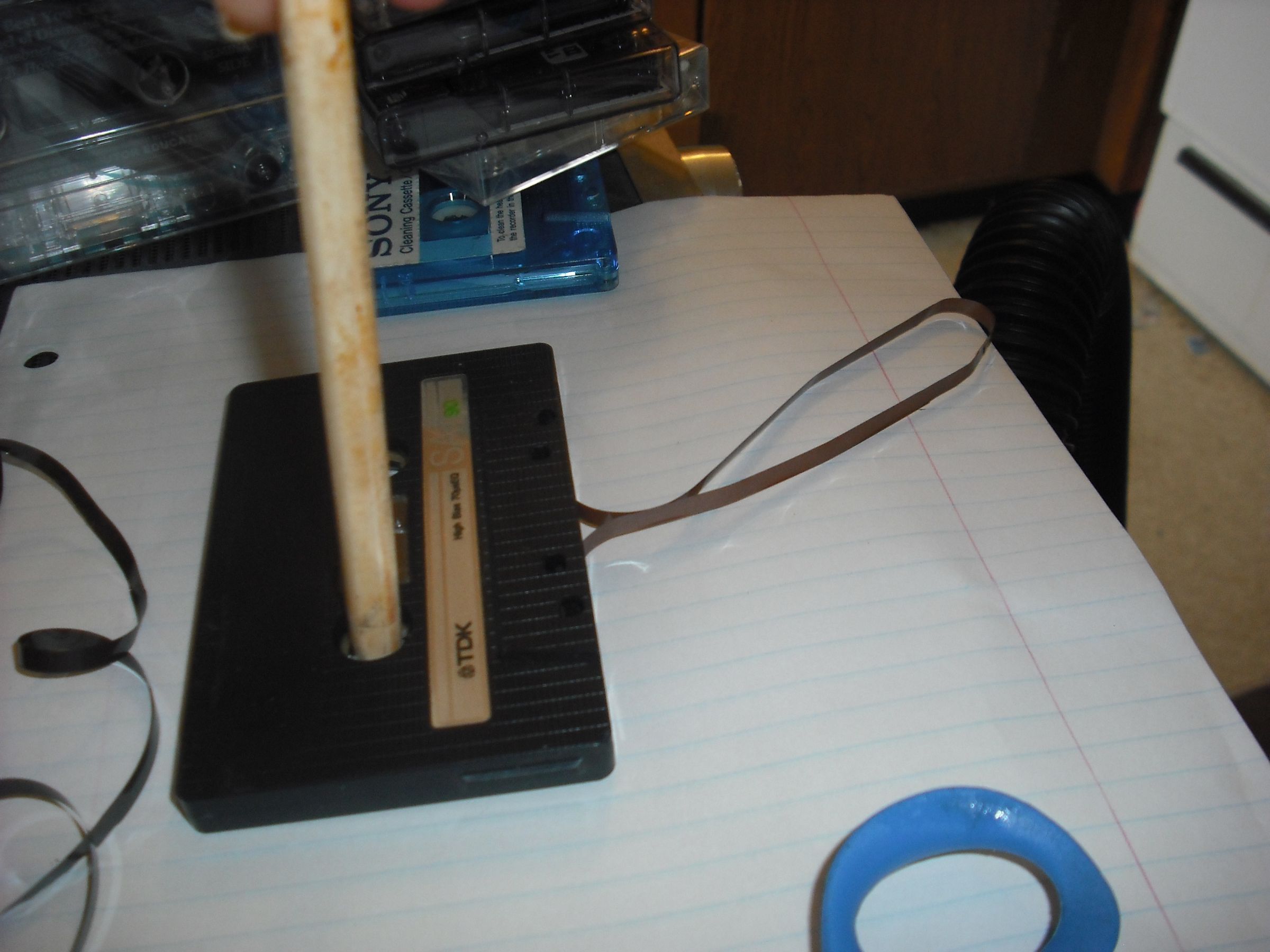 Jenffer a Jay's and How to Fix Broken Cassette Tapes Instructables