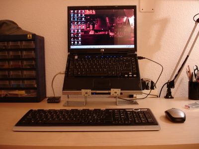 Angle Bracket Laptop Stand : 7 Steps - Instructables