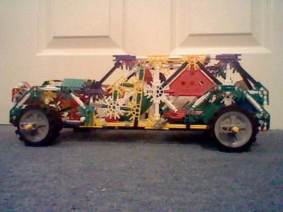 Knex Car With Large Trunk Space Crash Test.