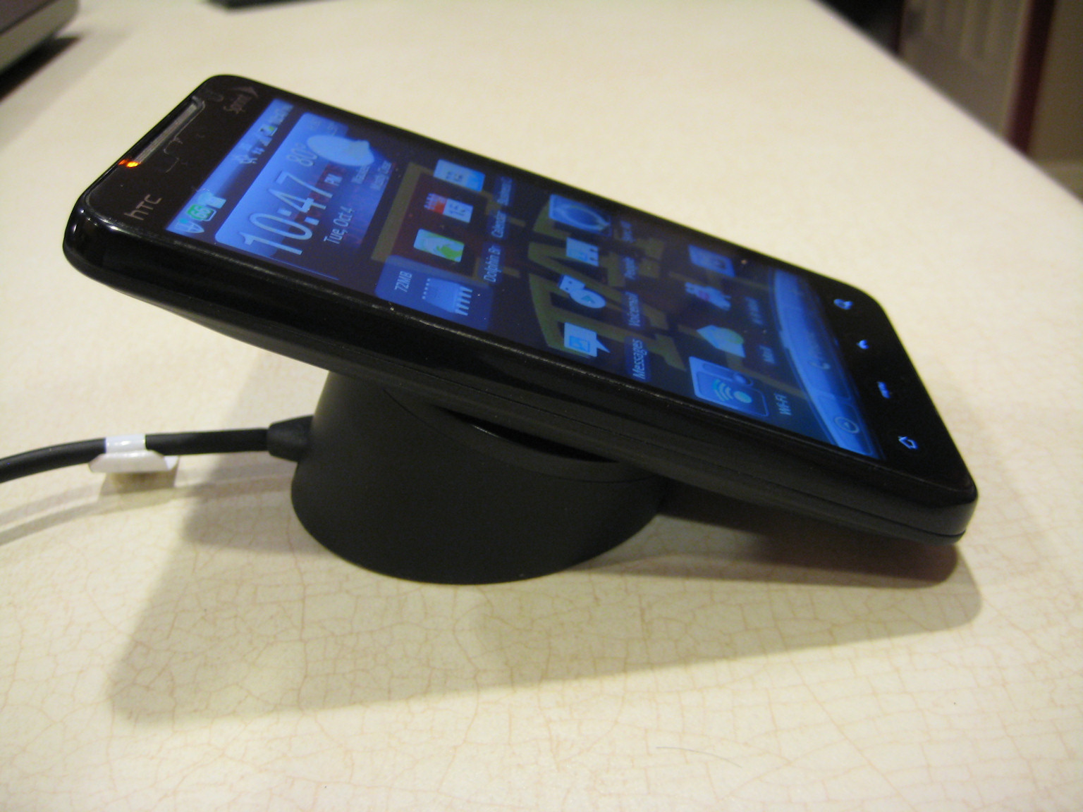 Use Your Evo 4G With a Touchstone Charger