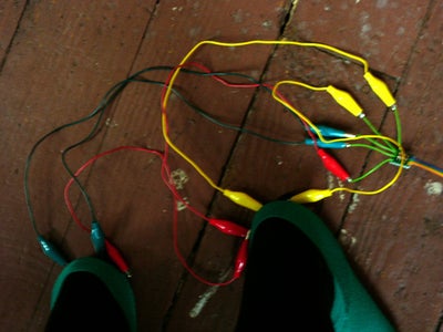 Hooking Up to Your Computer and Running the Drawing Application