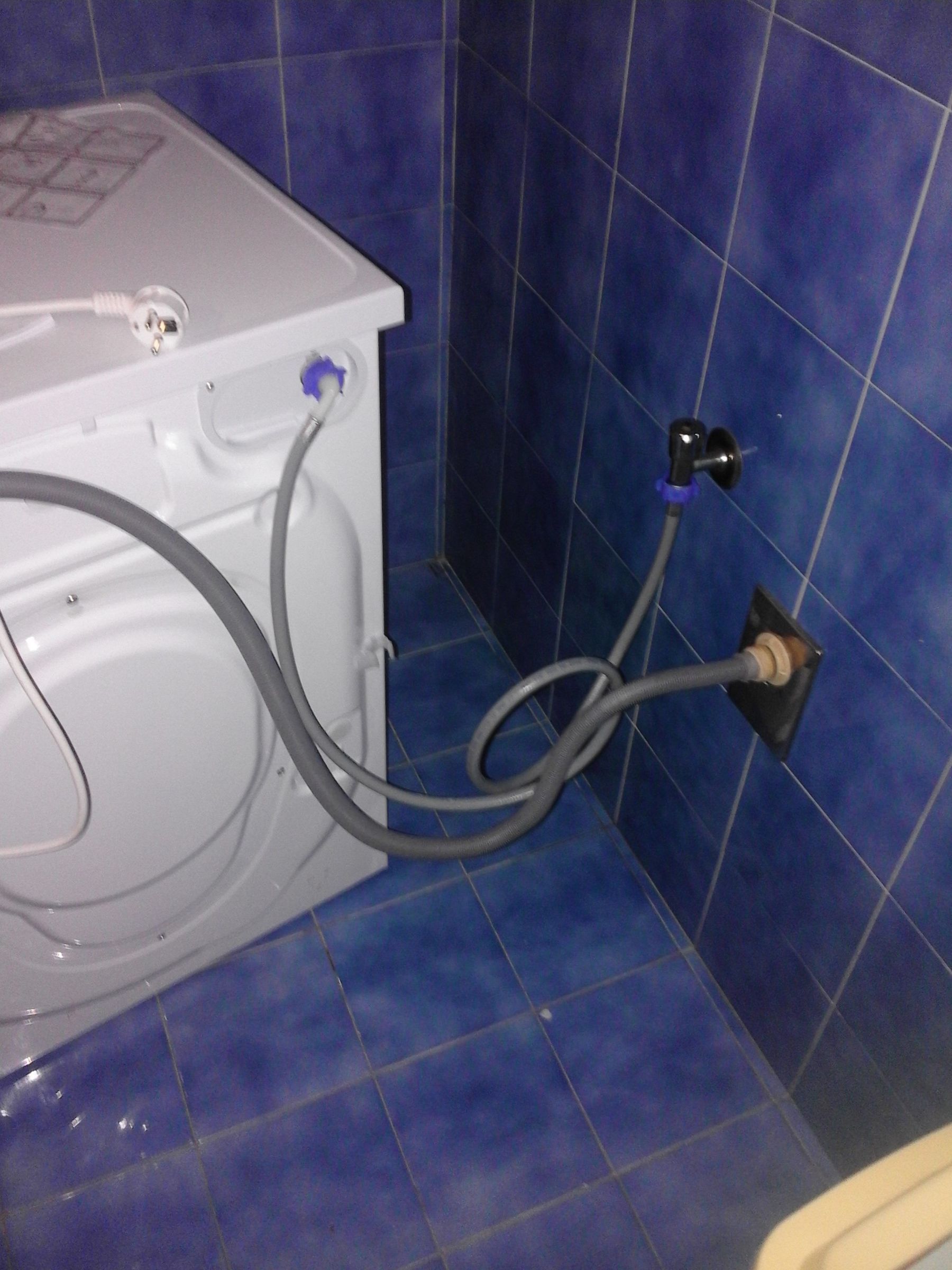 How to Install a Washing Machine (a Guide for Girls) 3 Steps (with