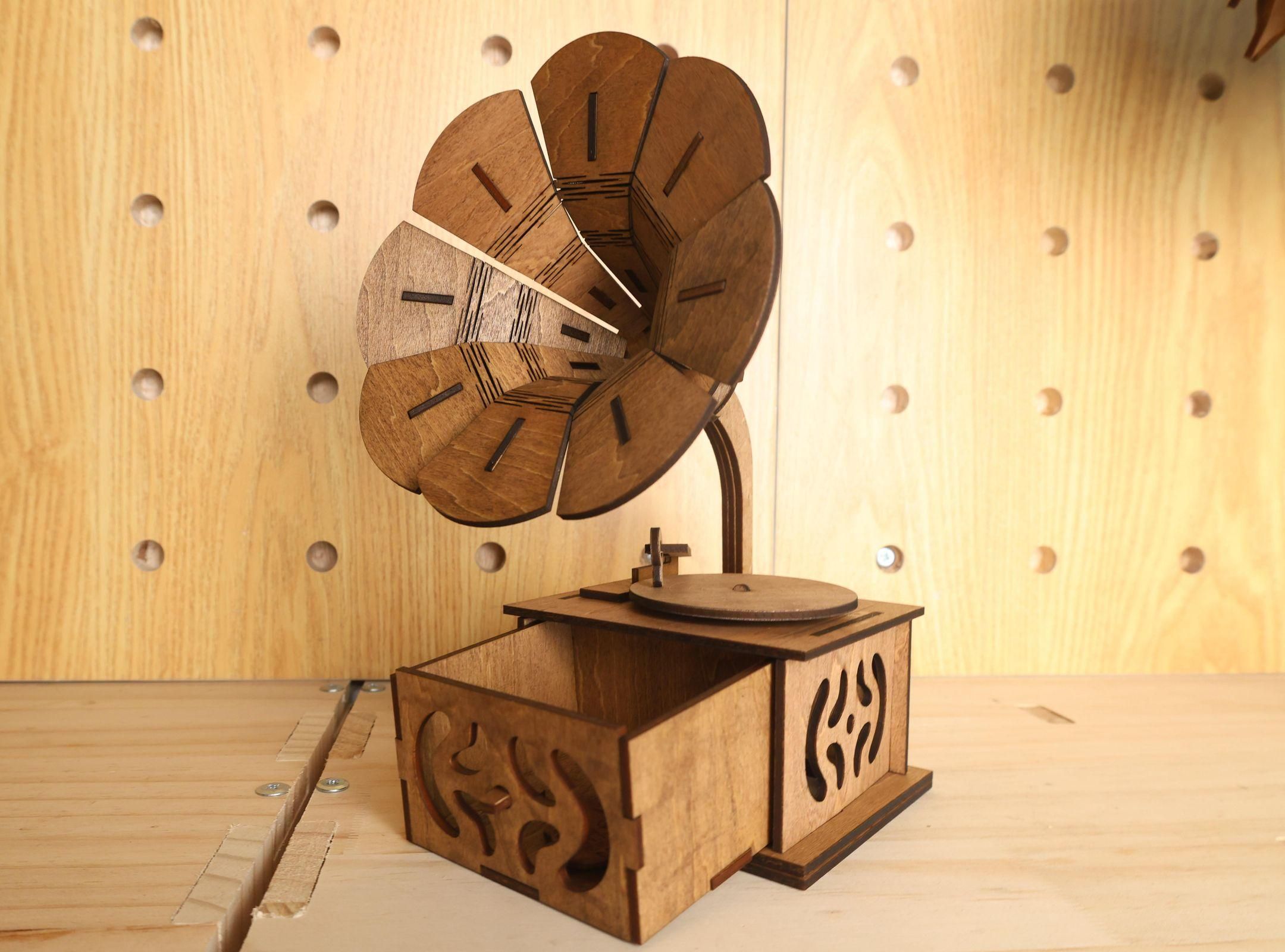 Laser Cut Wooden Phonograph