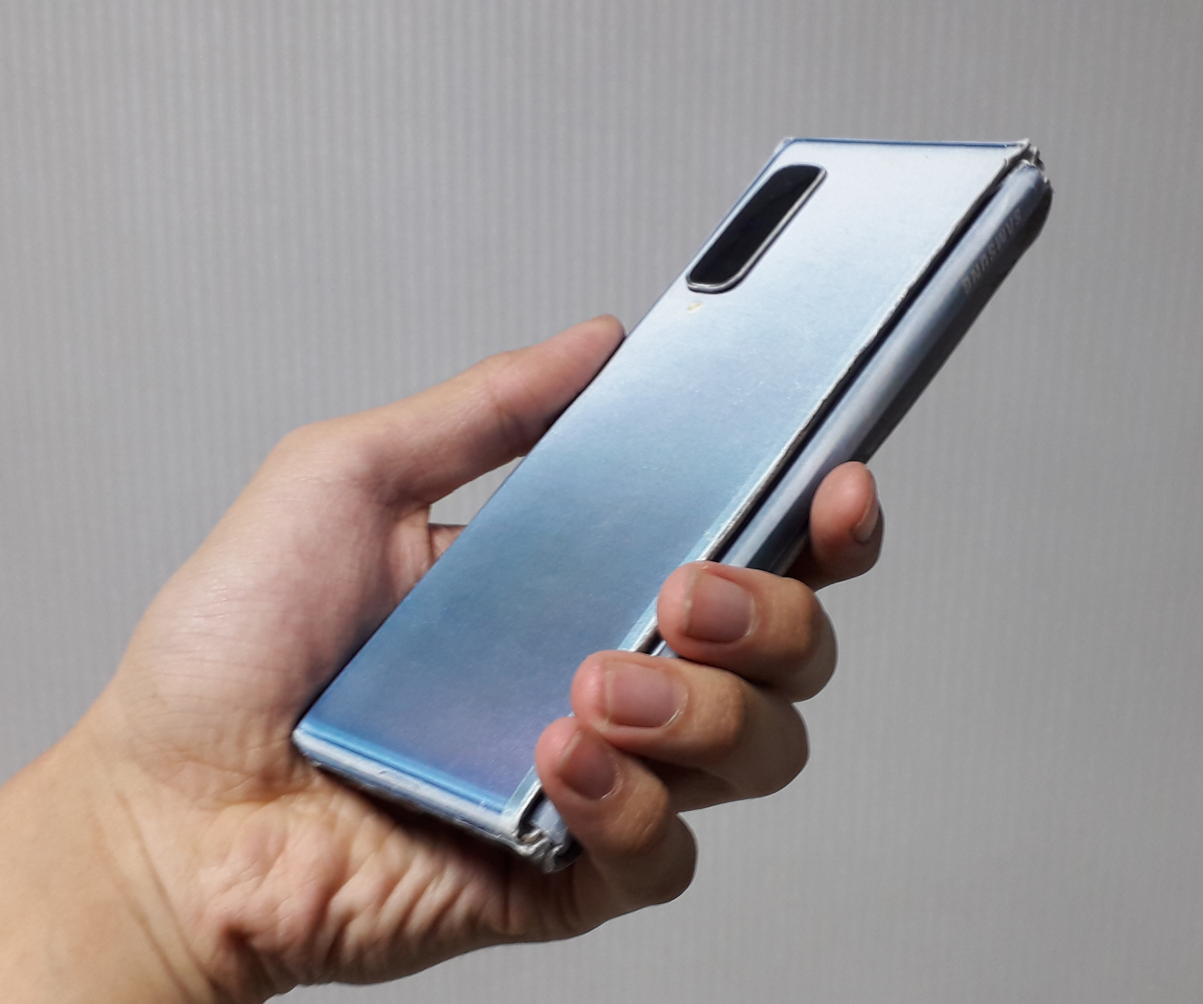 Make Your Own Samsung Galaxy Fold!
