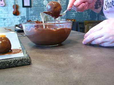 Chocolate Cake Truffles