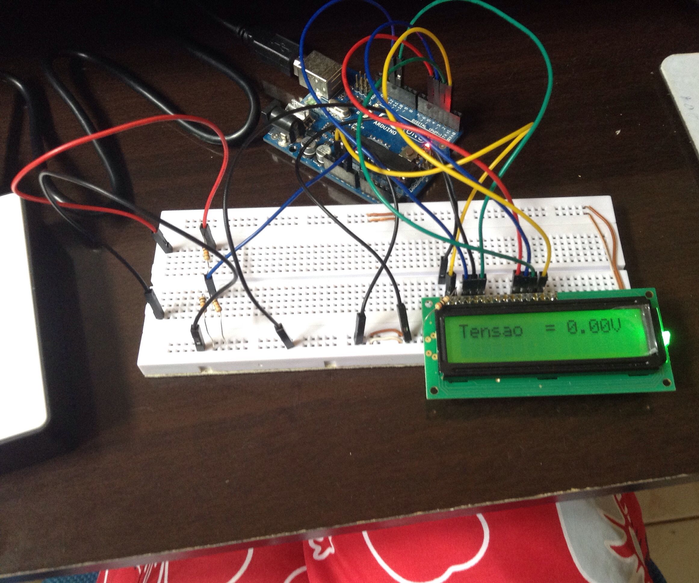 Voltmeter With Arduino