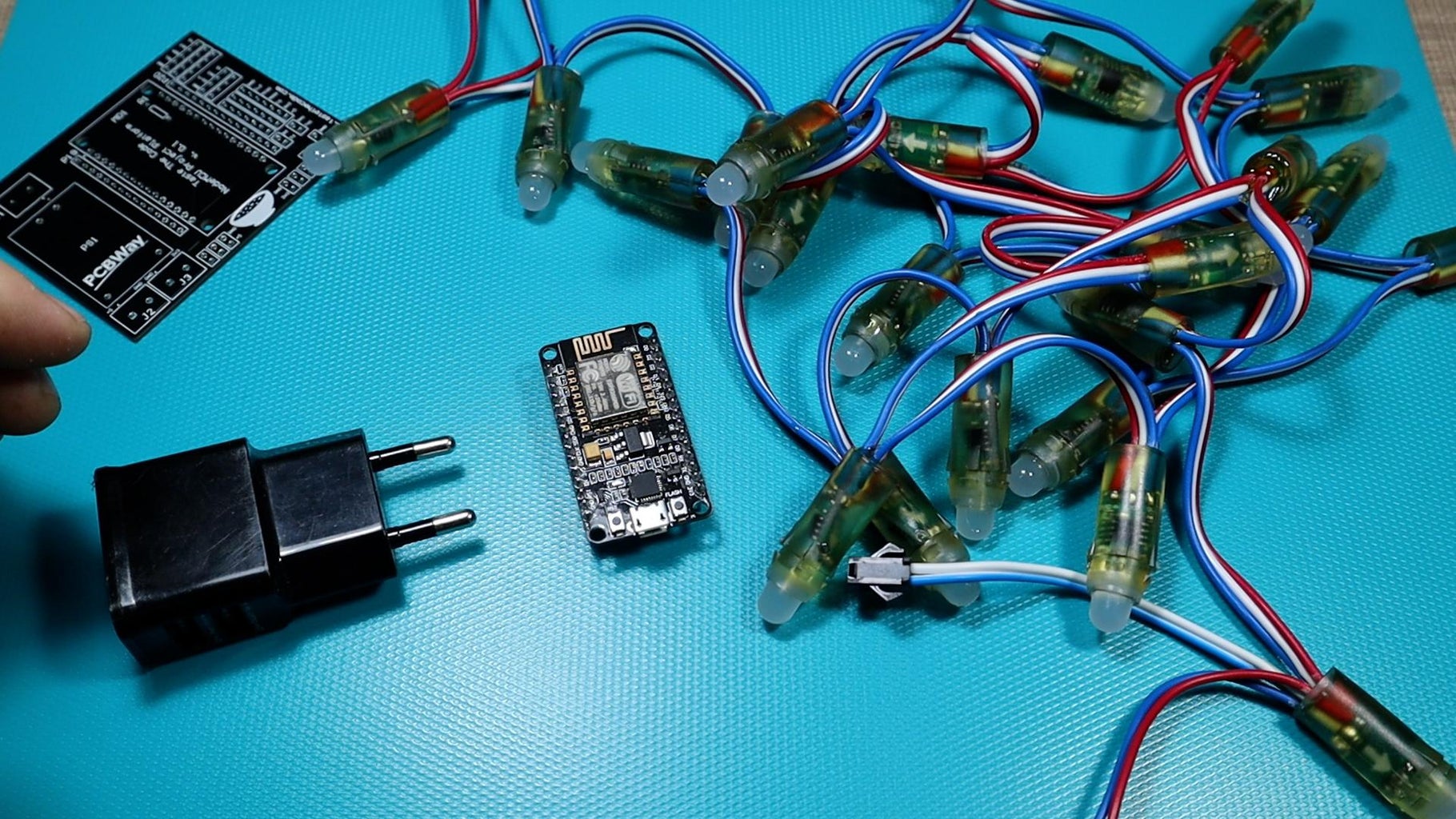 NeoPixel Garage Door Christmas Lights : 5 Steps - Instructables