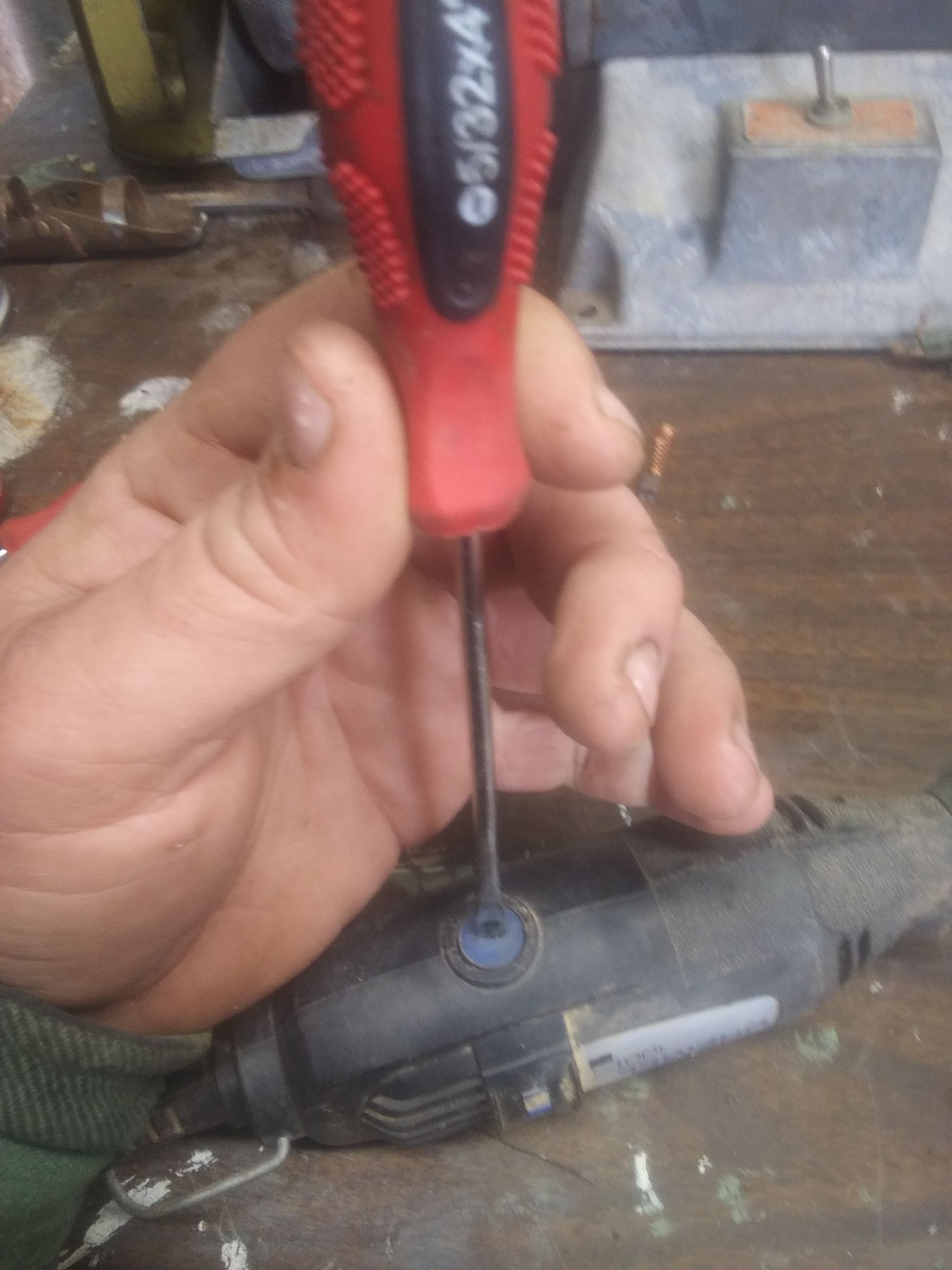 How to Restore an Old Dremel Tool and Replace Brushes 7 Steps