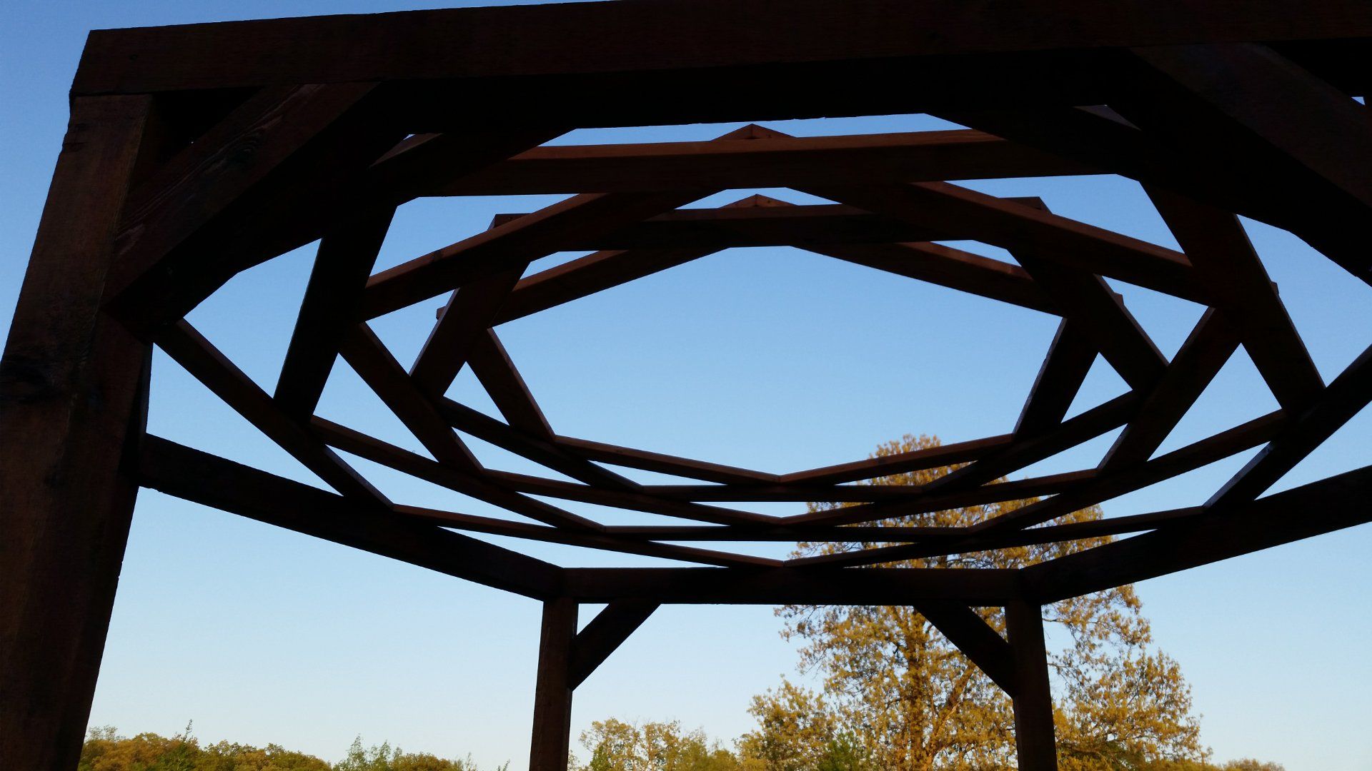 Hexagon Swing With Sunken Fire Pit 8 Steps (with Pictures