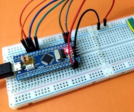 Interfacing of LCD With STM32F1 (ARM CORTEX) Microcontroller