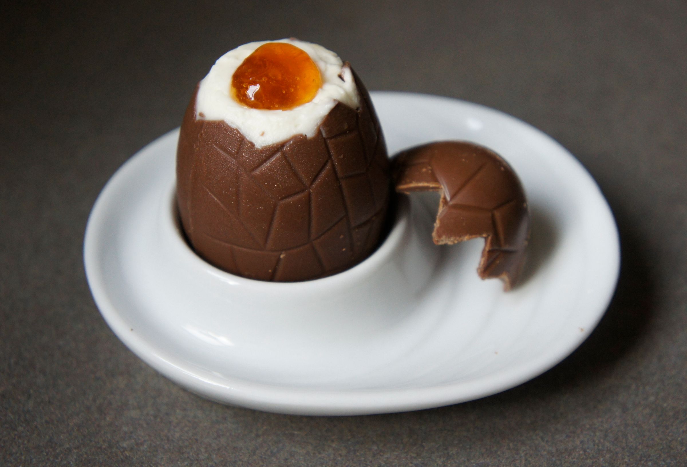 Cheesecake Easter Eggs