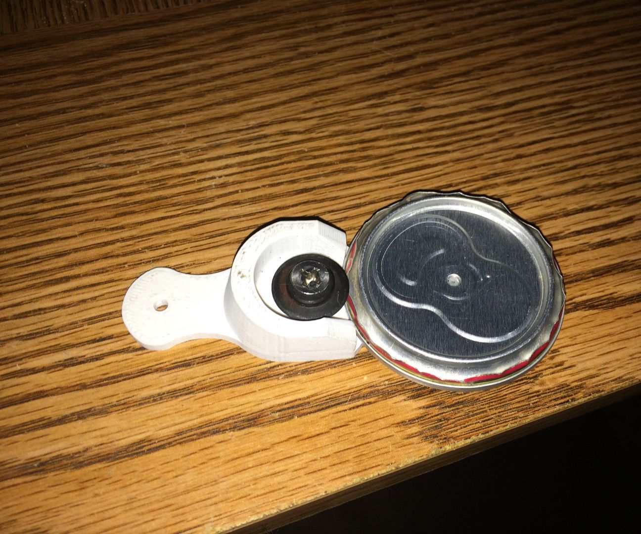 Canpeeler
