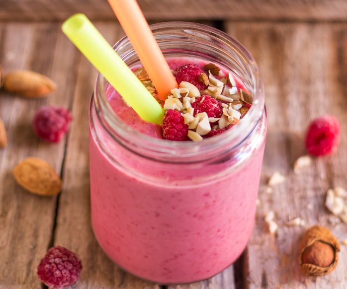 Raspberry Almond Smoothie