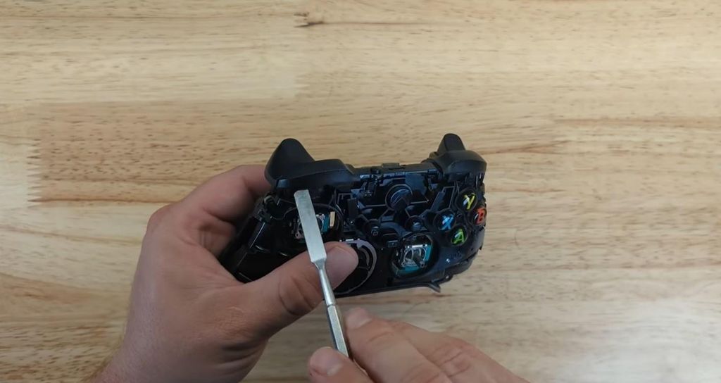 How to Fix Xbox Controller Stick Drift and Dead Zone by Replacing the ...